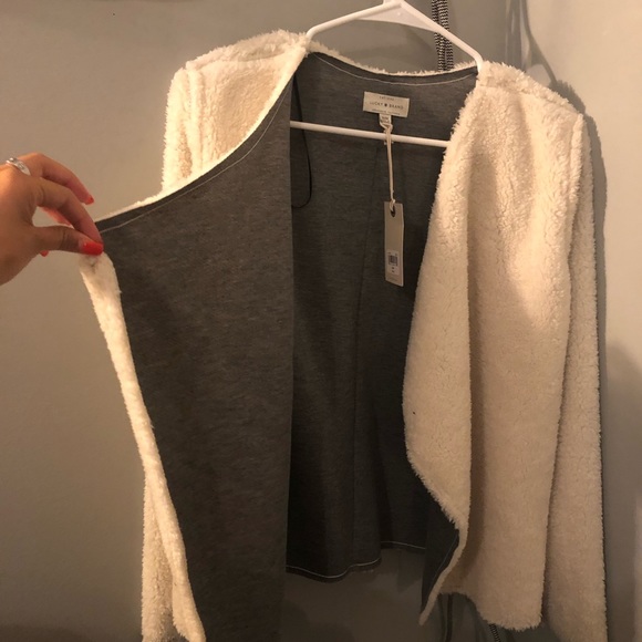 Warm cardigan - Picture 1 of 2